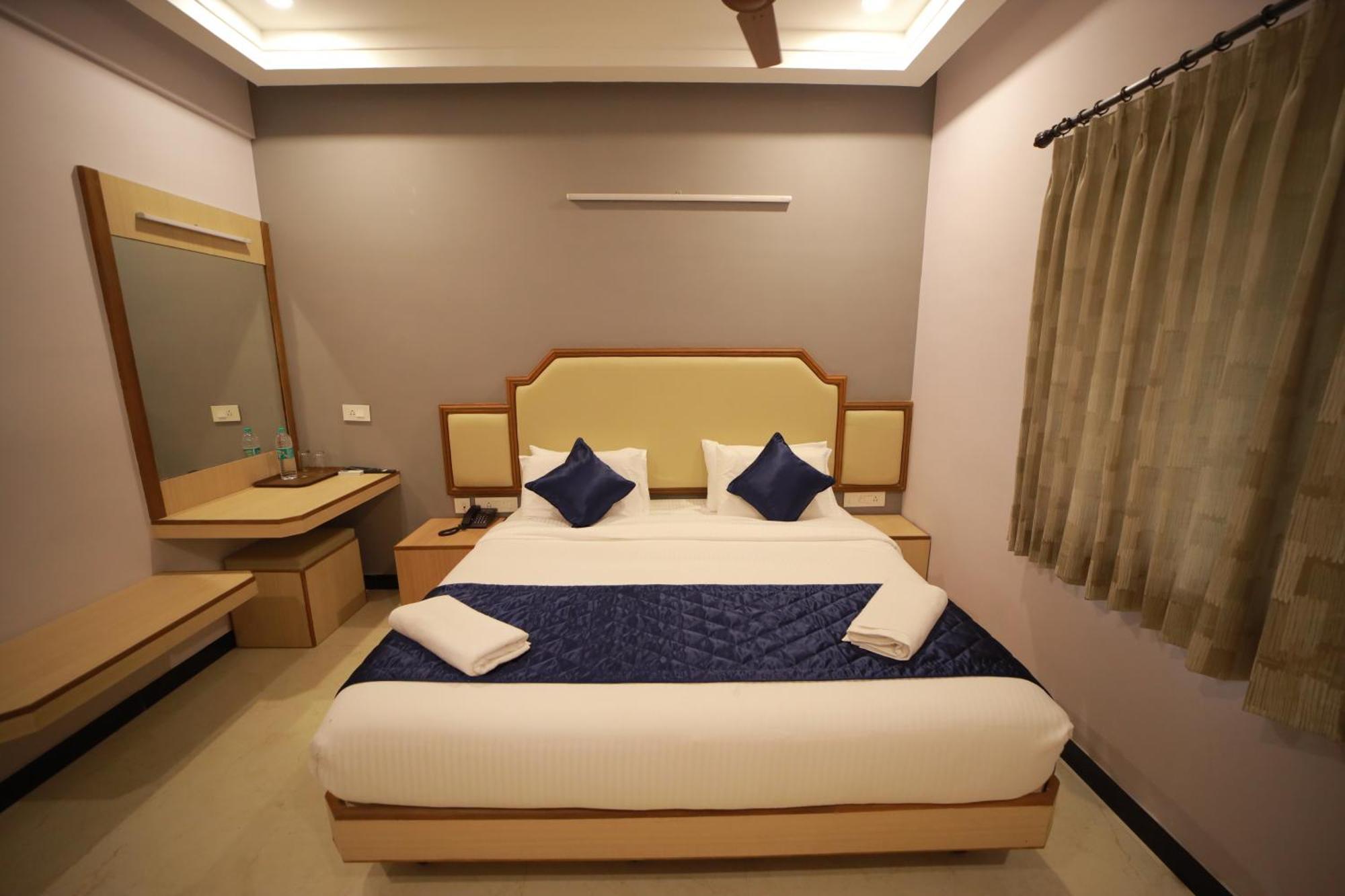 Majestic Hotel Madurai Extérieur photo